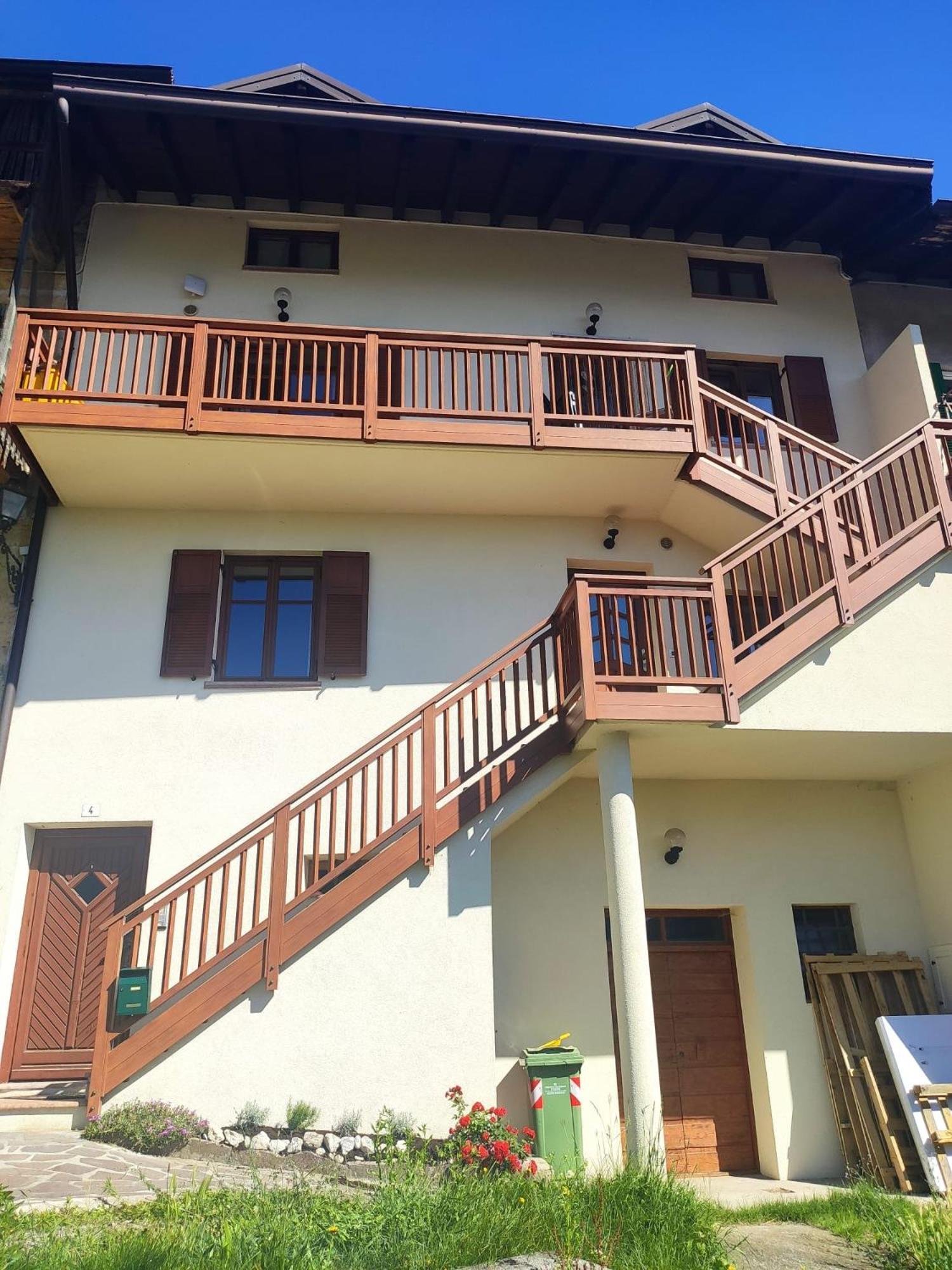 Casa Vacanze Lavanda & Rosmarino Telve Ngoại thất bức ảnh